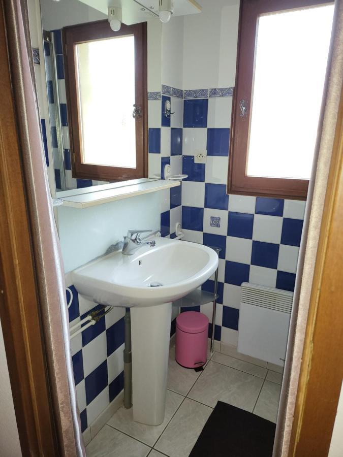 Revedelac Meuble Tout Confort Bremes ภายนอก รูปภาพ
