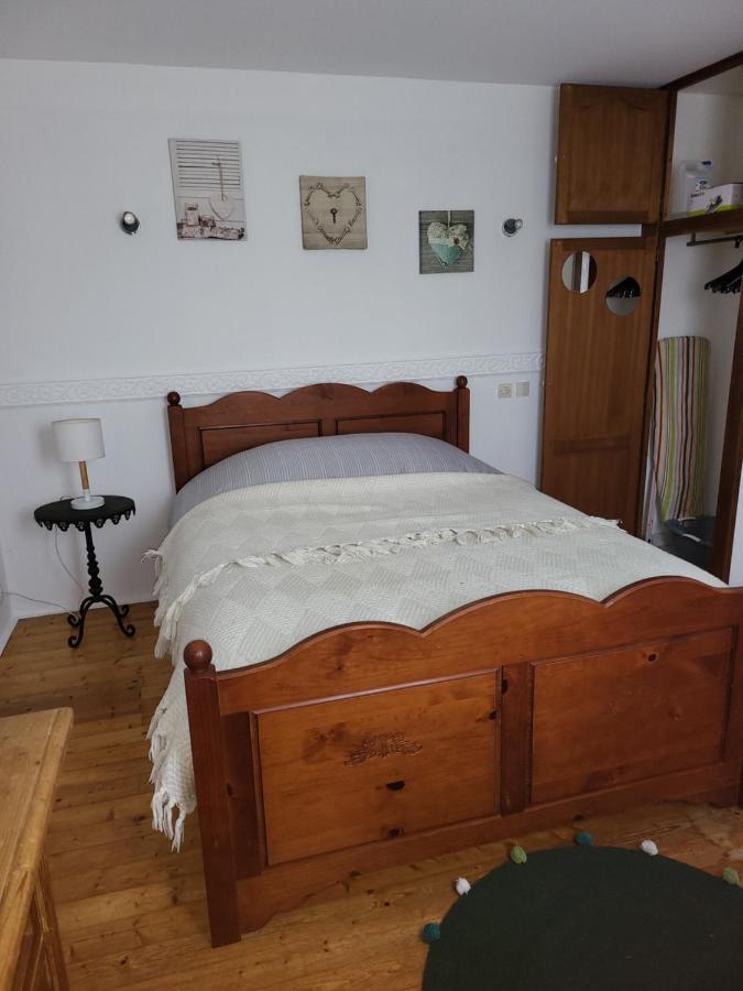 Revedelac Meuble Tout Confort Bremes ภายนอก รูปภาพ