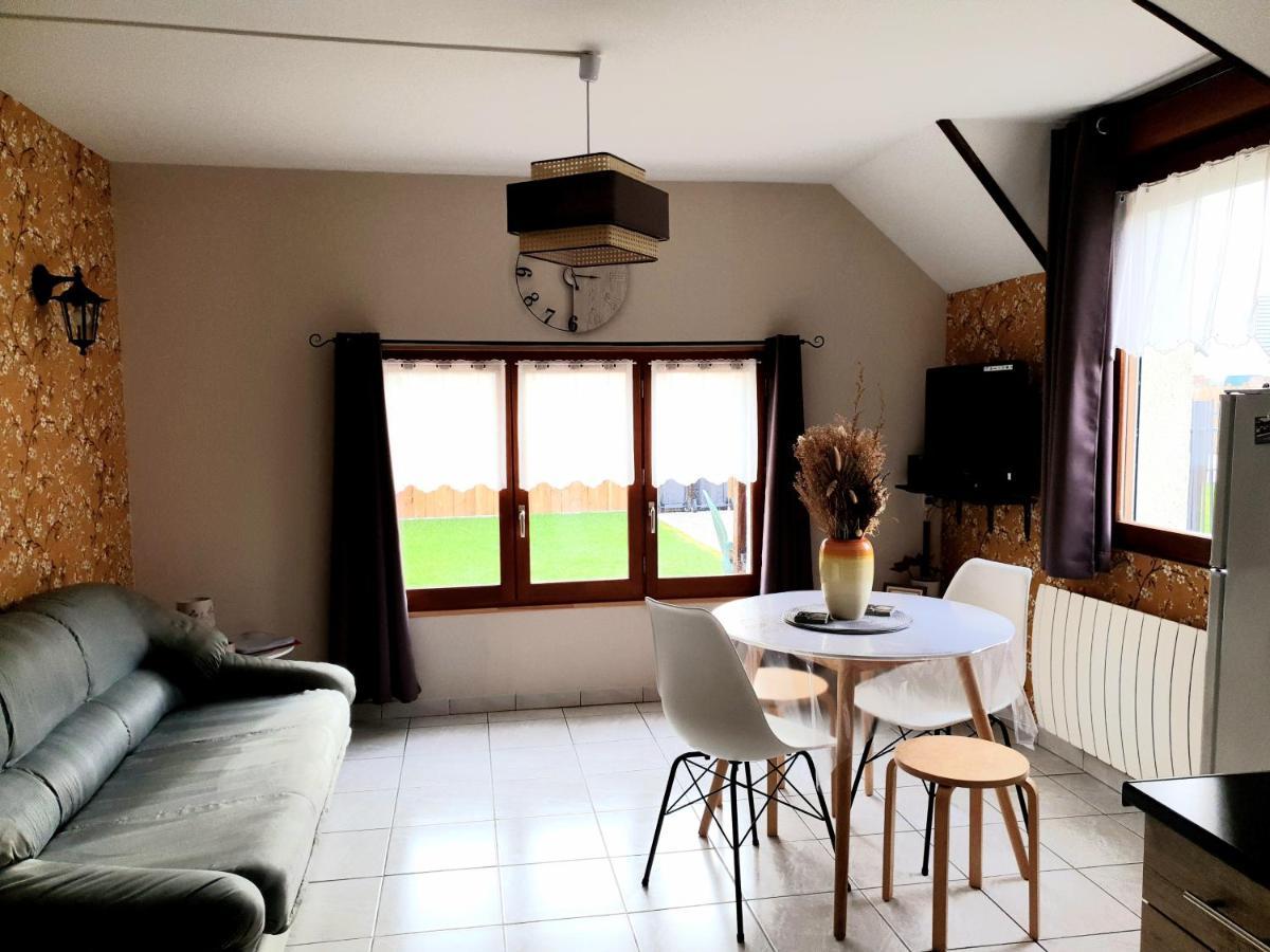 Revedelac Meuble Tout Confort Bremes ภายนอก รูปภาพ